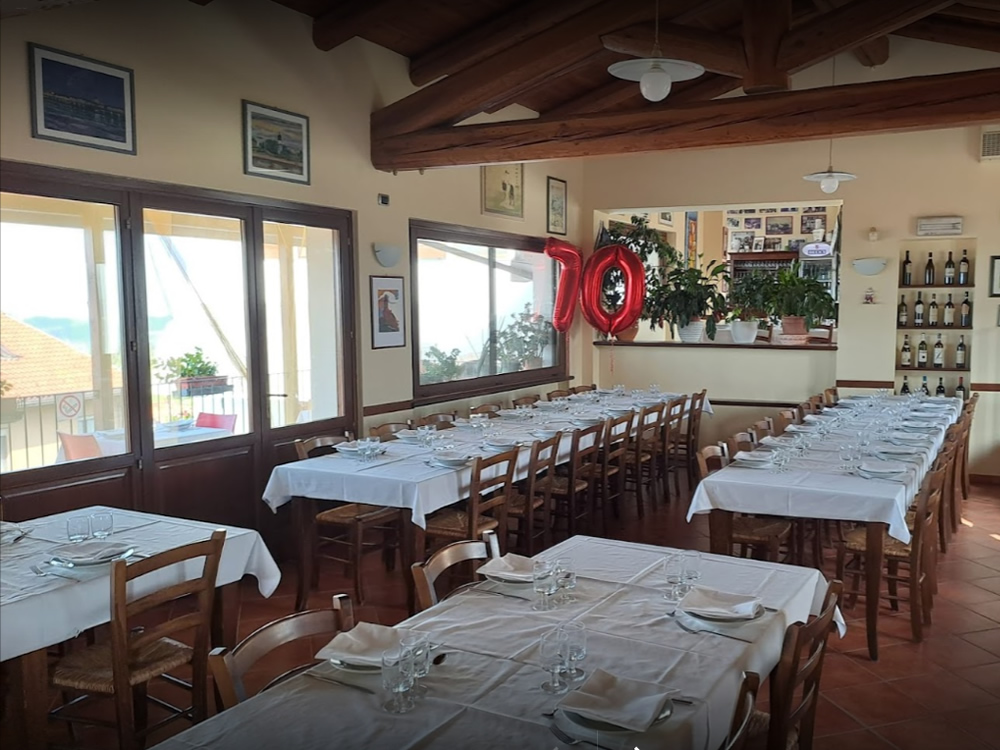 trattoria dining room in piedmont italy